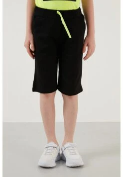 LELA Regular Fit Shorts And T-Shirt - Shorts - Neon Yellow -Lela 09d441a62ff24b608866611e4cd1f600