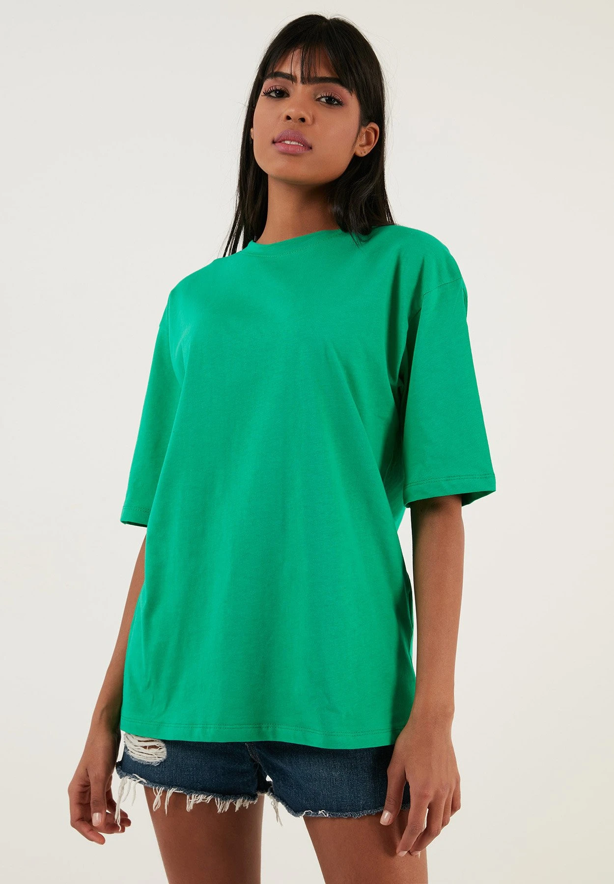 LELA Loose Fit - T-Shirt Basic - Benetton Color 7 LELA Loose Fit - T-Shirt Basic - Benetton Color - Afbeelding 5