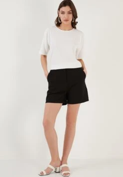 LELA Regular Fit - T-Shirt Basic - Ecru -Lela 126ac6cd1ee34347a9bc61faa066de1a