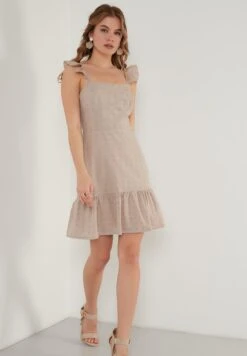 LELA Slim Fit - Cocktailjurk - Stone Colored -Lela 20f34bdb8f2d4ff2b98d451ed1afa2a7