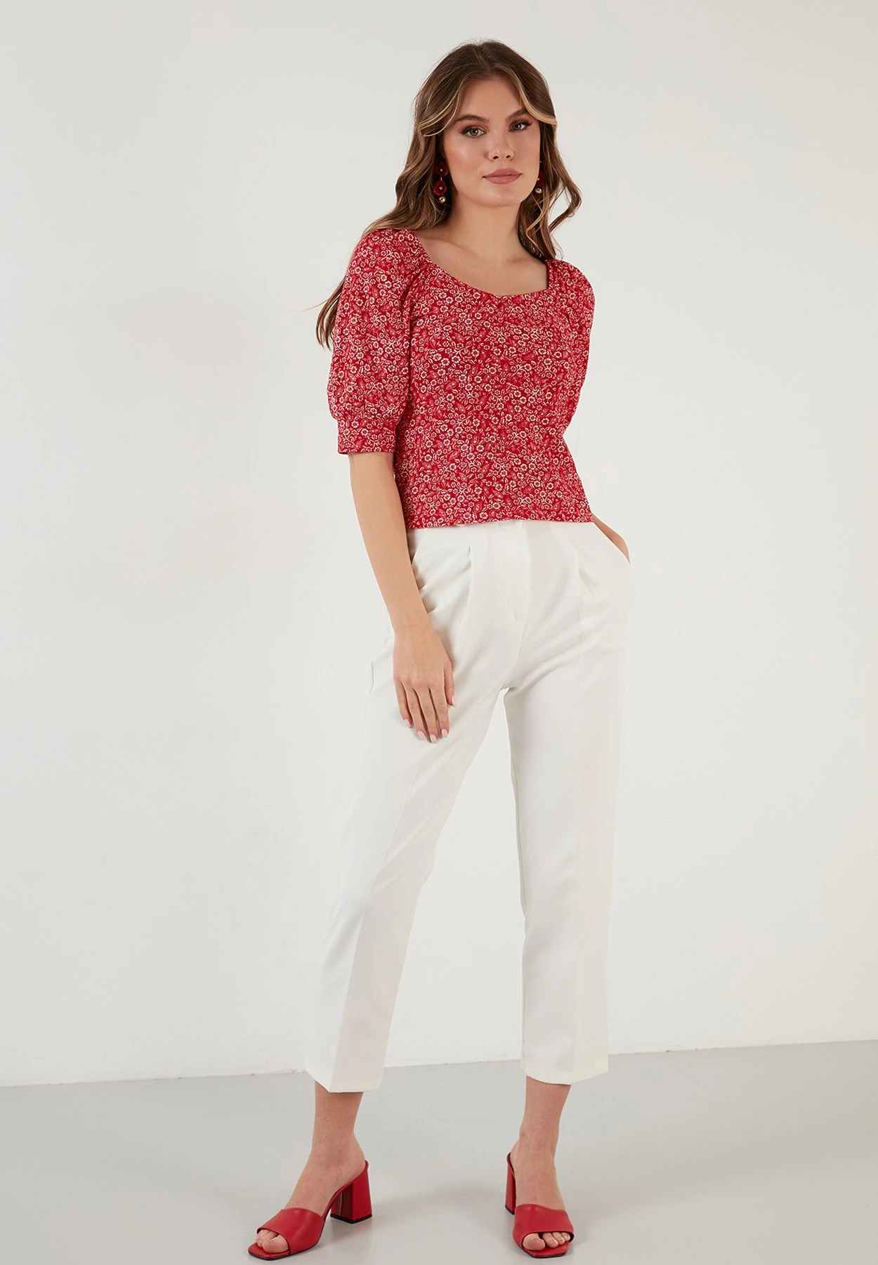 LELA Slim Fit - Blouse - Red 4 LELA Slim Fit - Blouse - Red - Afbeelding 2