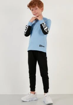 LELA Set - Trainingspak - Blue 11 LELA Set - Trainingspak - Blue -Lela 2b5abc570f20455d9aea18d9ed6eb628