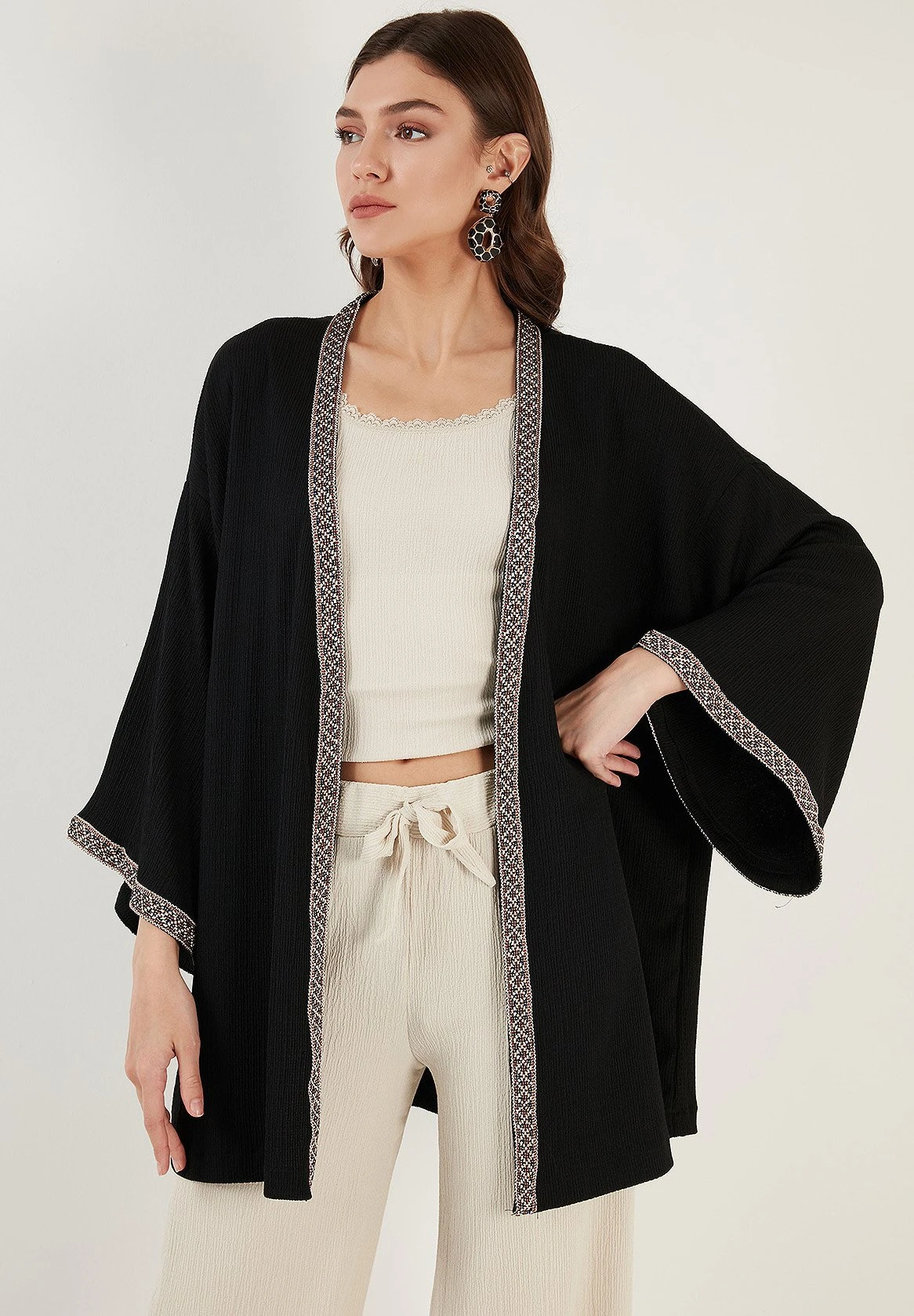 LELA Vest - Black 6 LELA Vest - Black - Afbeelding 4