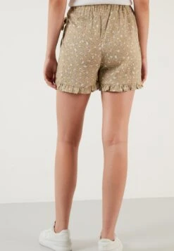 LELA Regular Fit - Shorts - Khaki 10 LELA Regular Fit - Shorts - Khaki -Lela 3bde5b6dd74846b89d0d520e64521f0a