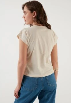 LELA Regular Fit - T-Shirt Print - Stone Colored 8 LELA Regular Fit - T-Shirt Print - Stone Colored -Lela 3c1eb88018604e6db4e489bc27de3def