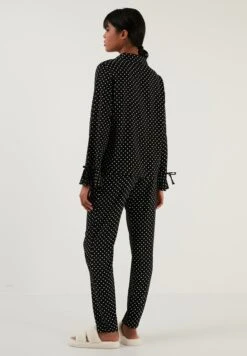 LELA Regular Fit - Pyjama - Black -Lela 3e6f4bc08ae7453291050cc15f8fb39a