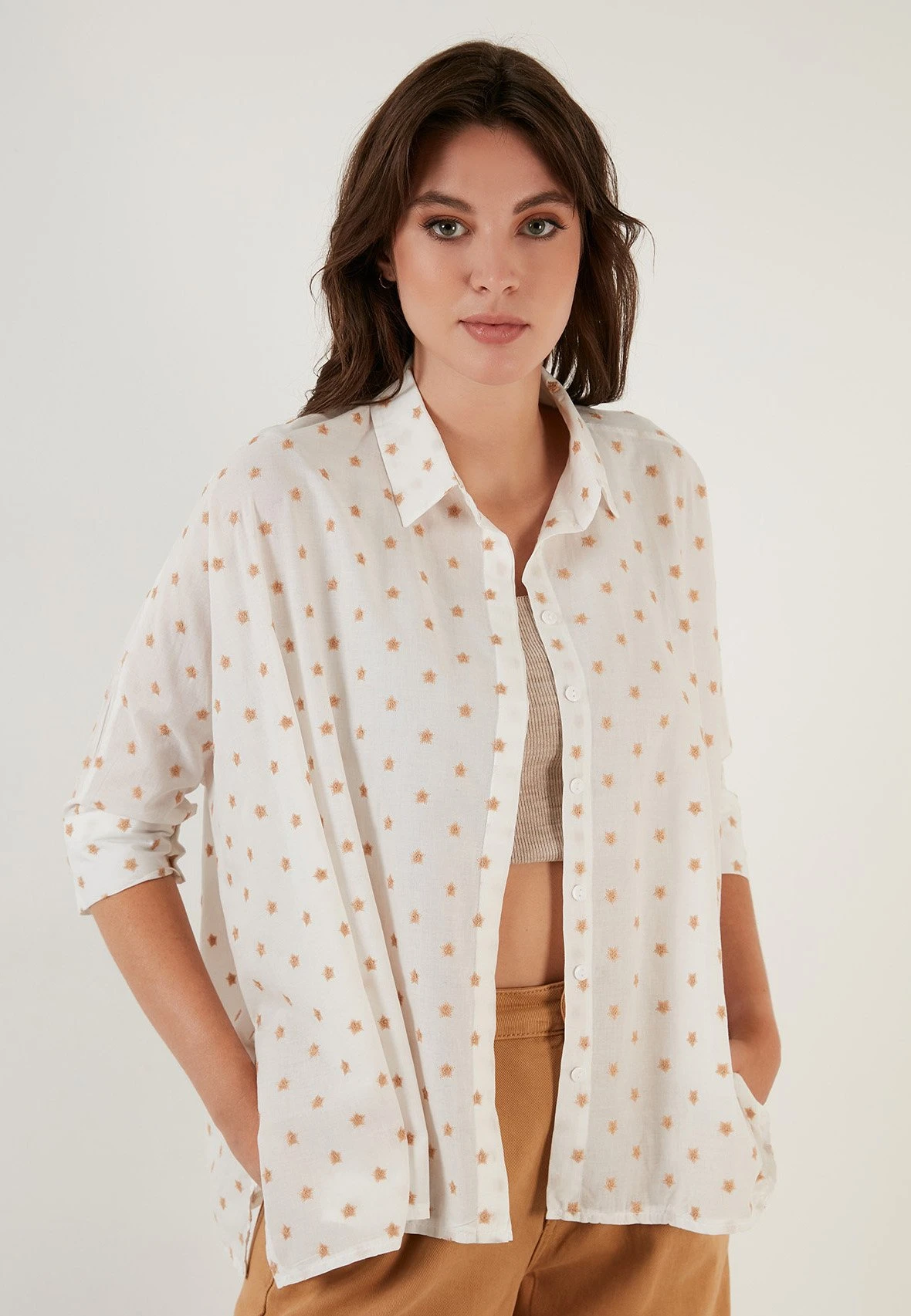 LELA Overhemdblouse - Camel 6 LELA Overhemdblouse - Camel - Afbeelding 4