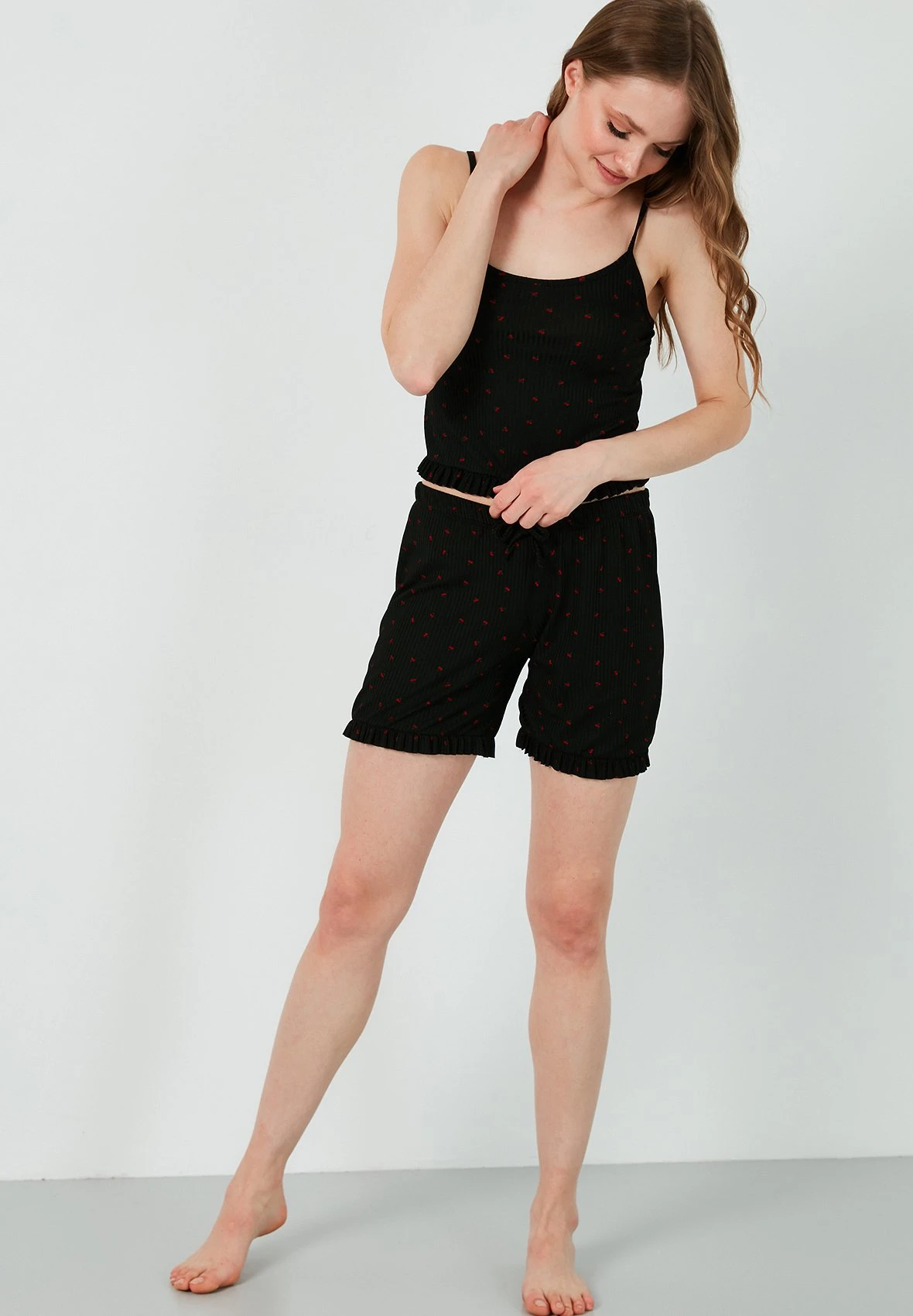 LELA Pyjama - Black-Red 4 LELA Pyjama - Black-Red - Afbeelding 2