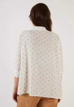 LELA Overhemdblouse - Camel 11 LELA Overhemdblouse - Camel -Lela 4fac1a0cd1e748d4a4a02163fa02645c