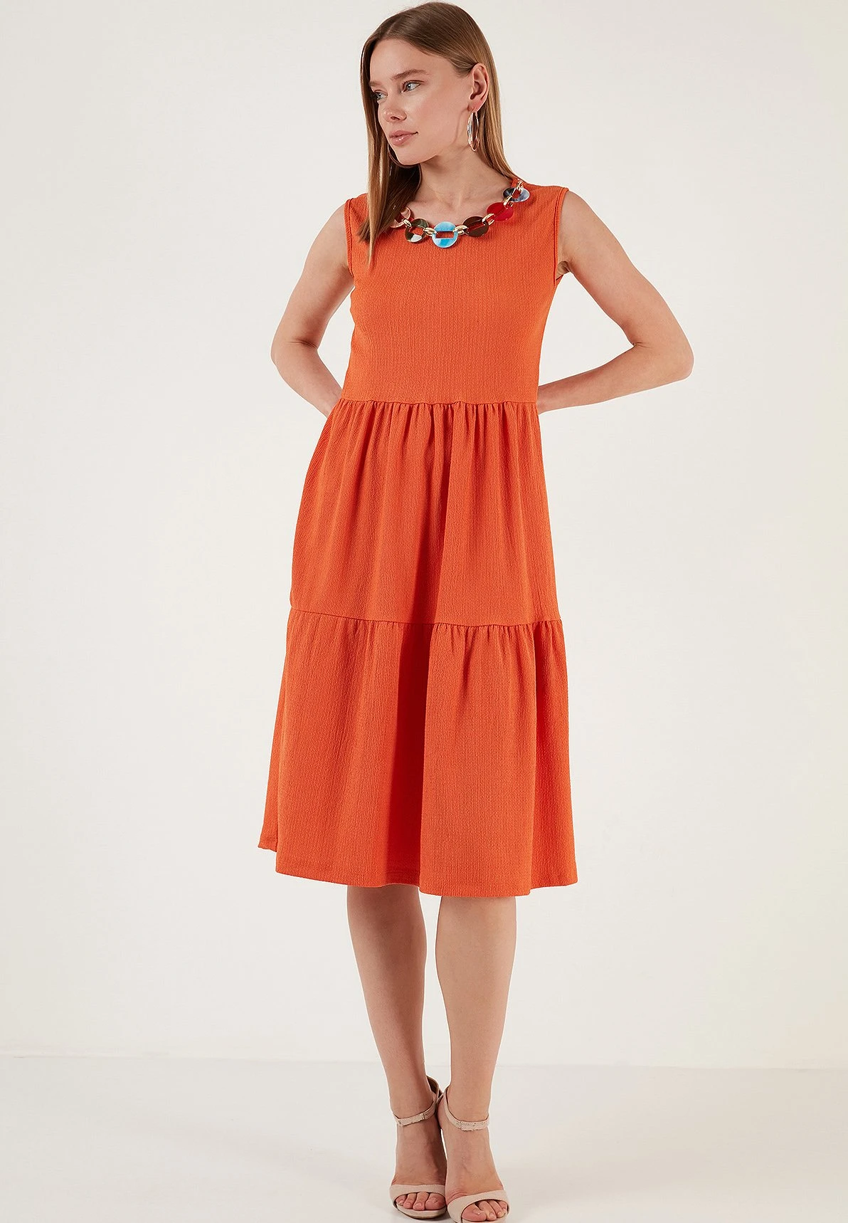 LELA Regular Fit - Jurk - Orange 4 LELA Regular Fit - Jurk - Orange - Afbeelding 2