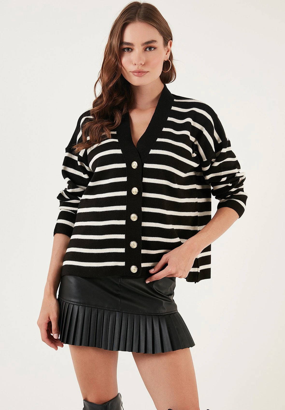 LELA Vest - Black/Cream 3 LELA Vest - Black/Cream