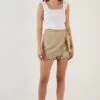 LELA Regular Fit - Shorts - Khaki 1 LELA Regular Fit - Shorts - Khaki -Lela 586c5c5b375a421a9b89765f388b2f76
