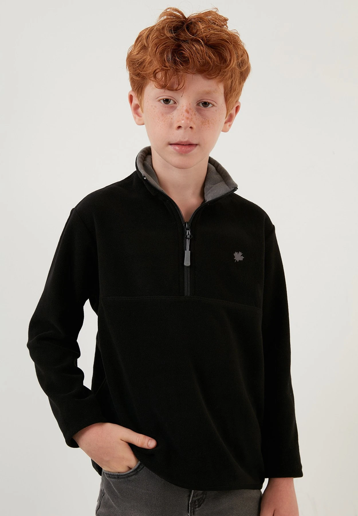 LELA Fleece Trui - Black 4 LELA Fleece Trui - Black - Afbeelding 2