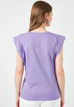 LELA Crew Neck - T-Shirt Basic - Lilac 8 LELA Crew Neck - T-Shirt Basic - Lilac -Lela 6dffb1d87a8b4657a3e624f9b59487ec