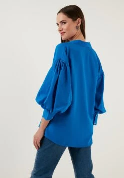 LELA Loose Fit - Overhemdblouse - Royal Blue 11 LELA Loose Fit - Overhemdblouse - Royal Blue -Lela 6e1c04c0bf8849f6973b0ccb4aaac981