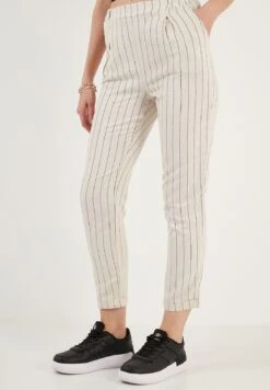 LELA Slim Fit - Broek - Ecru -Lela 6fd337e00bcf4d08b87661c946bd24b8