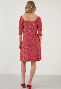 LELA Jurk - Red 8 LELA Jurk - Red -Lela 6ffa673752f74d64bd274ec5bcec7d62