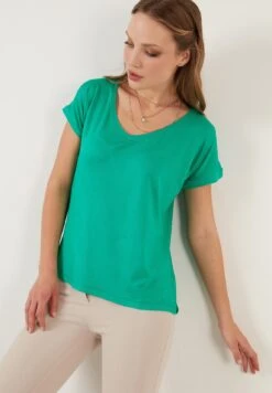 LELA V Neck- T-Shirt Basic - Benetton Color -Lela 82d099d8423540319fe3f04080be3bb3
