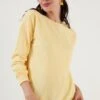 LELA Regular Fit - Sweater - Yellow 1 LELA Regular Fit - Sweater - Yellow -Lela 86e6fd78bb7441e78a81e1547be27b93