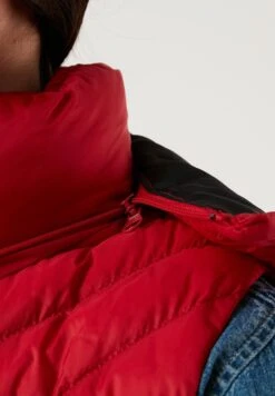 LELA Regular Fit - Bodywarmer - Red -Lela 893dcf89d71343808f98dc710fe75267