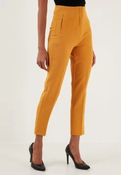LELA Regular Fit - Broek - Mustard -Lela 8dbbc6c245af4260b4d7667fbaec90c1