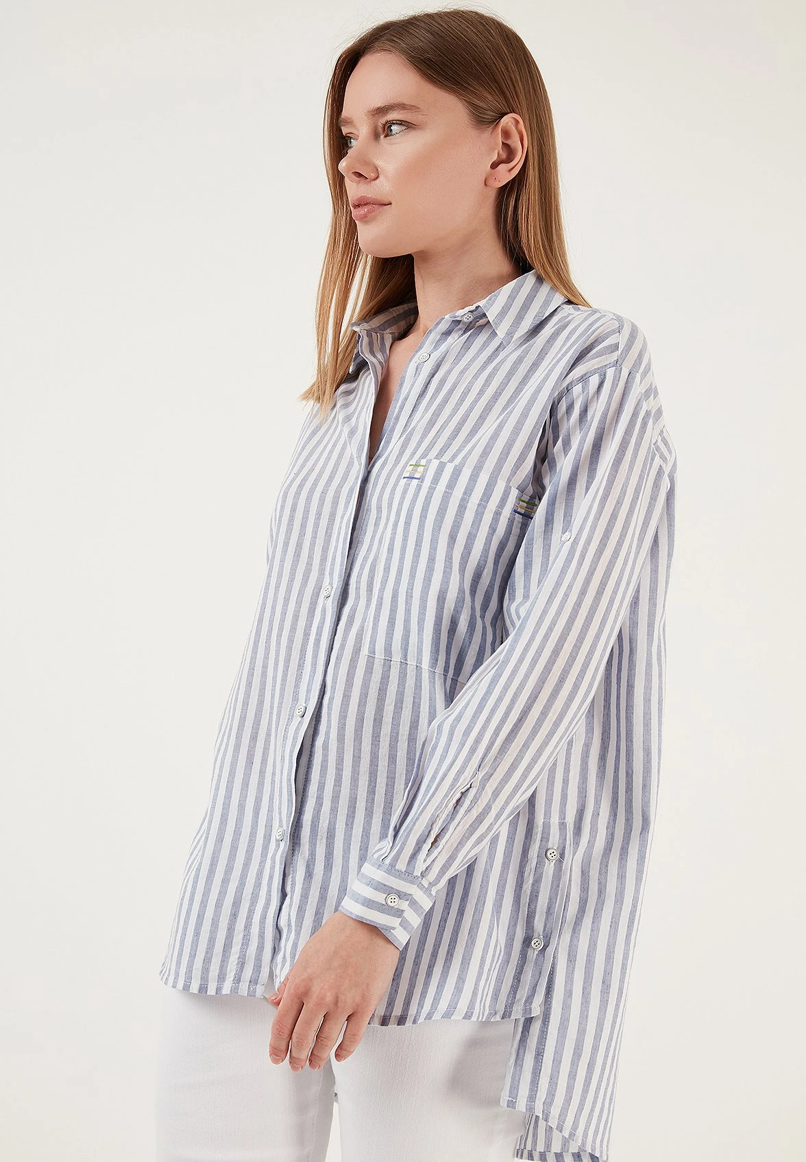 LELA Loose Fit - Overhemdblouse - Light Blue 7 LELA Loose Fit - Overhemdblouse - Light Blue - Afbeelding 5