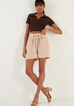 LELA Regular Fit - Shorts - Stone -Lela 9c226eef351540edb06d9a3f2b22d0a5