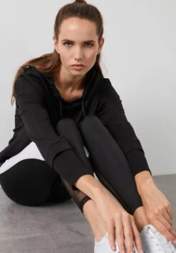 LELA Hoodie - Black -Lela 9f31af8940b74d93853912a8f2e98fc6