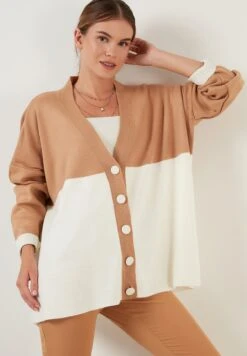 LELA Vest - Ecru Camel 15 LELA Vest - Ecru Camel -Lela a21c4595a22745d78afb9771cadfd770