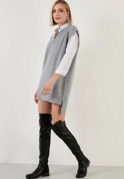 LELA T-Shirt Basic - Grey -Lela a2faa7f4bbe64db2ada149efb6f32ee7