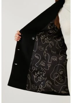 LELA Halflange Jas - Black 12 LELA Halflange Jas - Black -Lela aca321c6dcc6476988e0c5af04b1c243