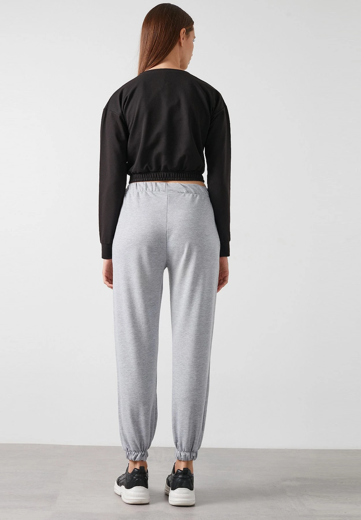 LELA Trainingsbroek - Grey 3 LELA Trainingsbroek - Grey