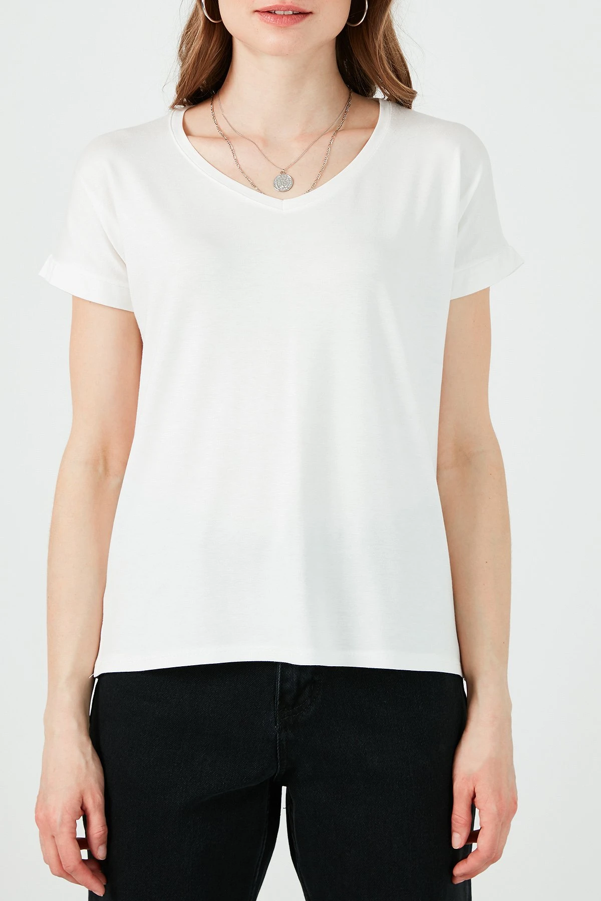 LELA V Neck- T-Shirt Basic - Ecru 7 LELA V Neck- T-Shirt Basic - Ecru - Afbeelding 5