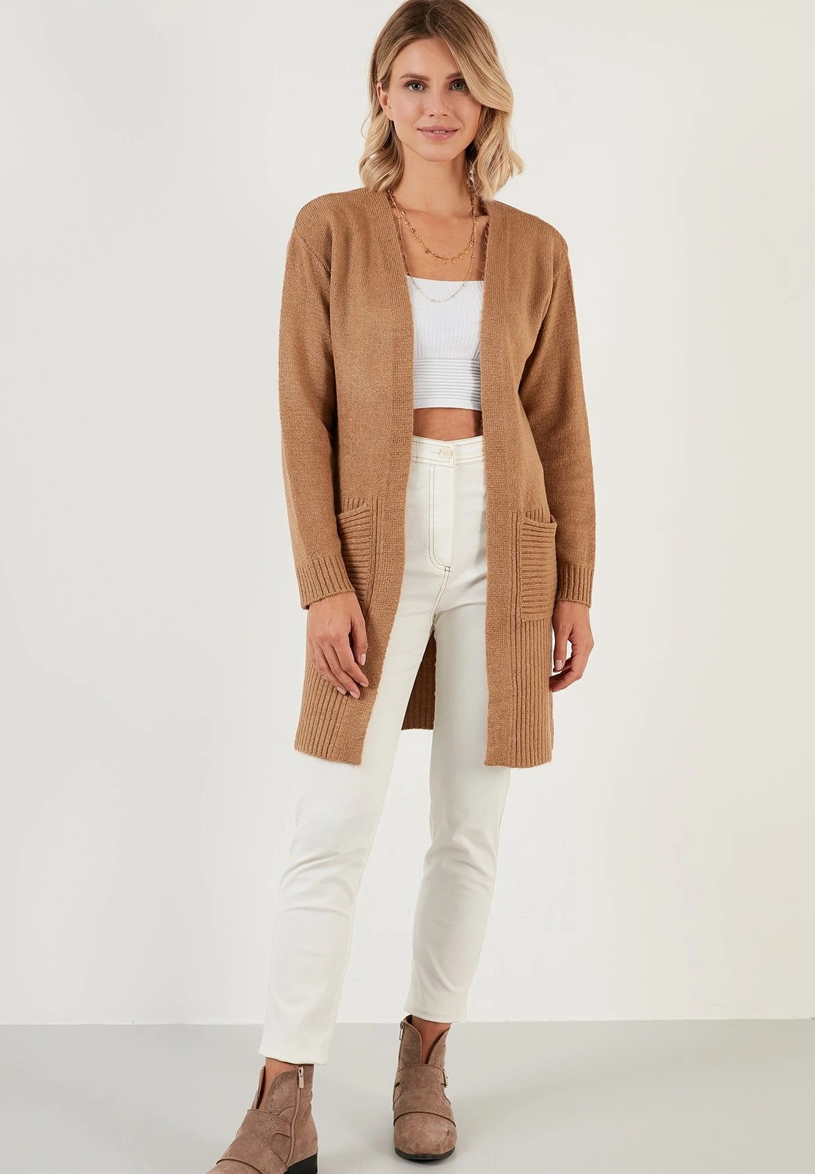 LELA Trui - Caramel 4 LELA Trui - Caramel - Afbeelding 2