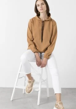 LELA Slim Fit - Hoodie - Biscuit Color 9 LELA Slim Fit - Hoodie - Biscuit Color -Lela bfc2e8546e40404db753827d31106296