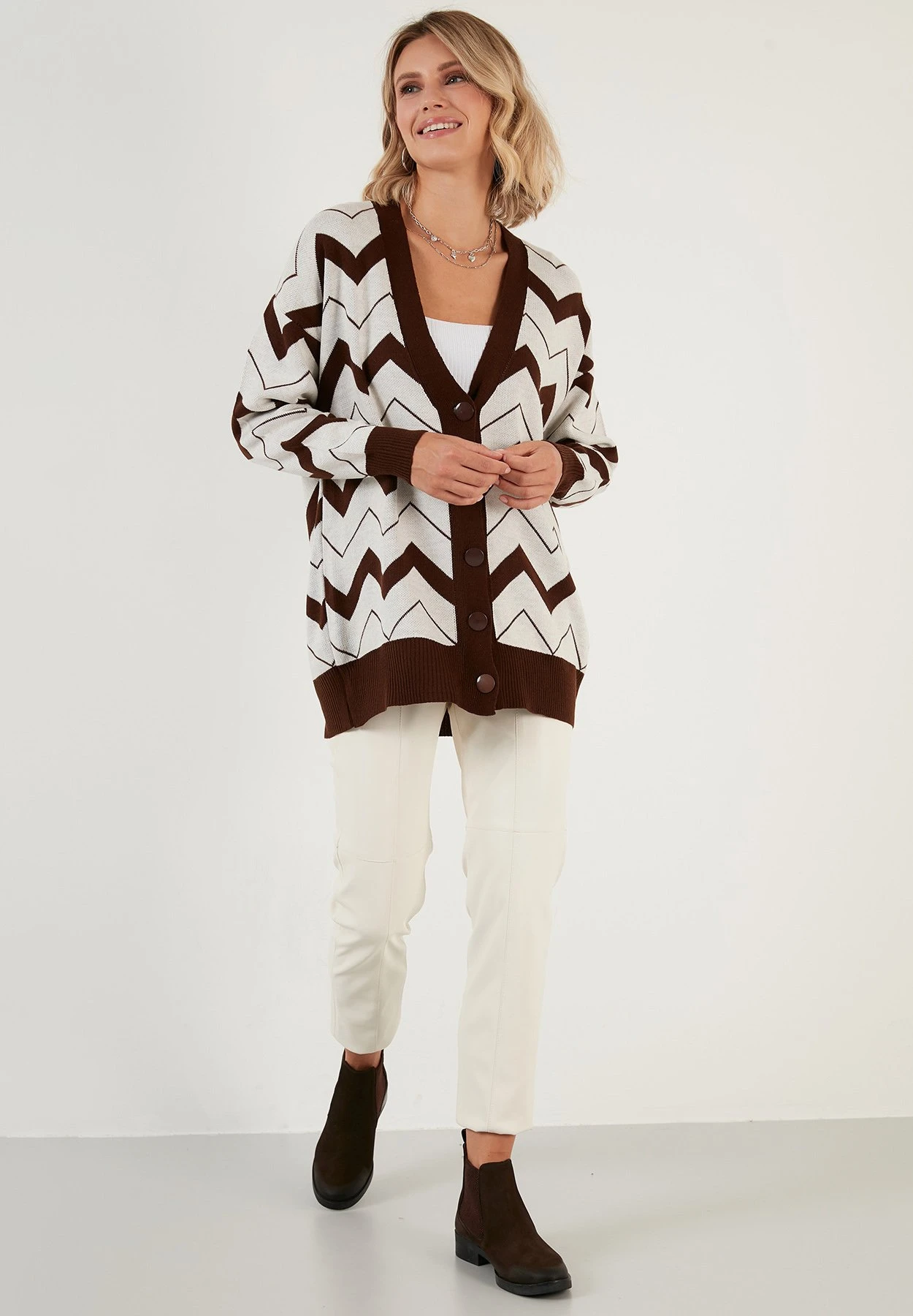 LELA Regular Fit - Vest - Brown 4 LELA Regular Fit - Vest - Brown - Afbeelding 2