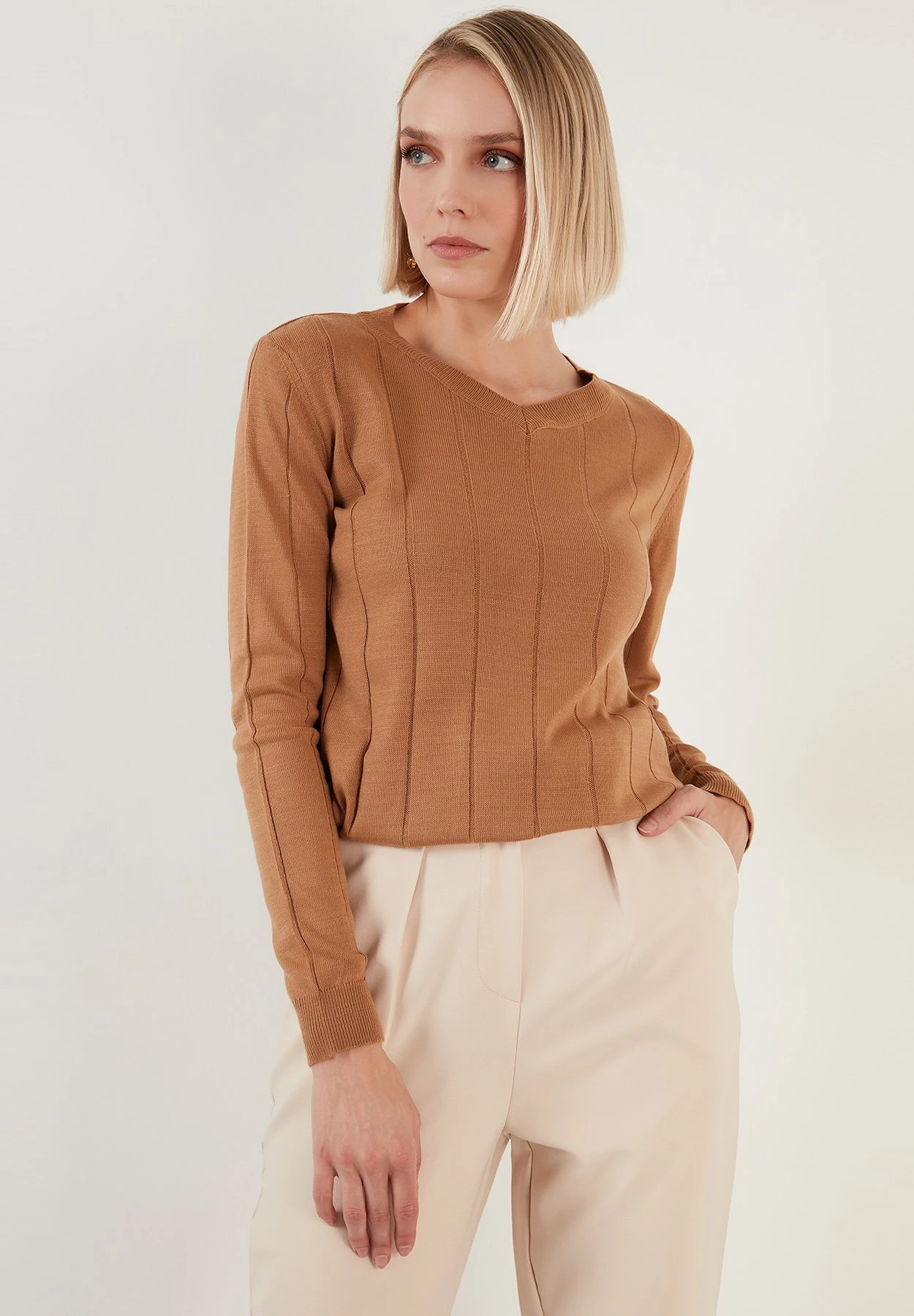 LELA Regular Fit - Trui - Caramel 5 LELA Regular Fit - Trui - Caramel - Afbeelding 3
