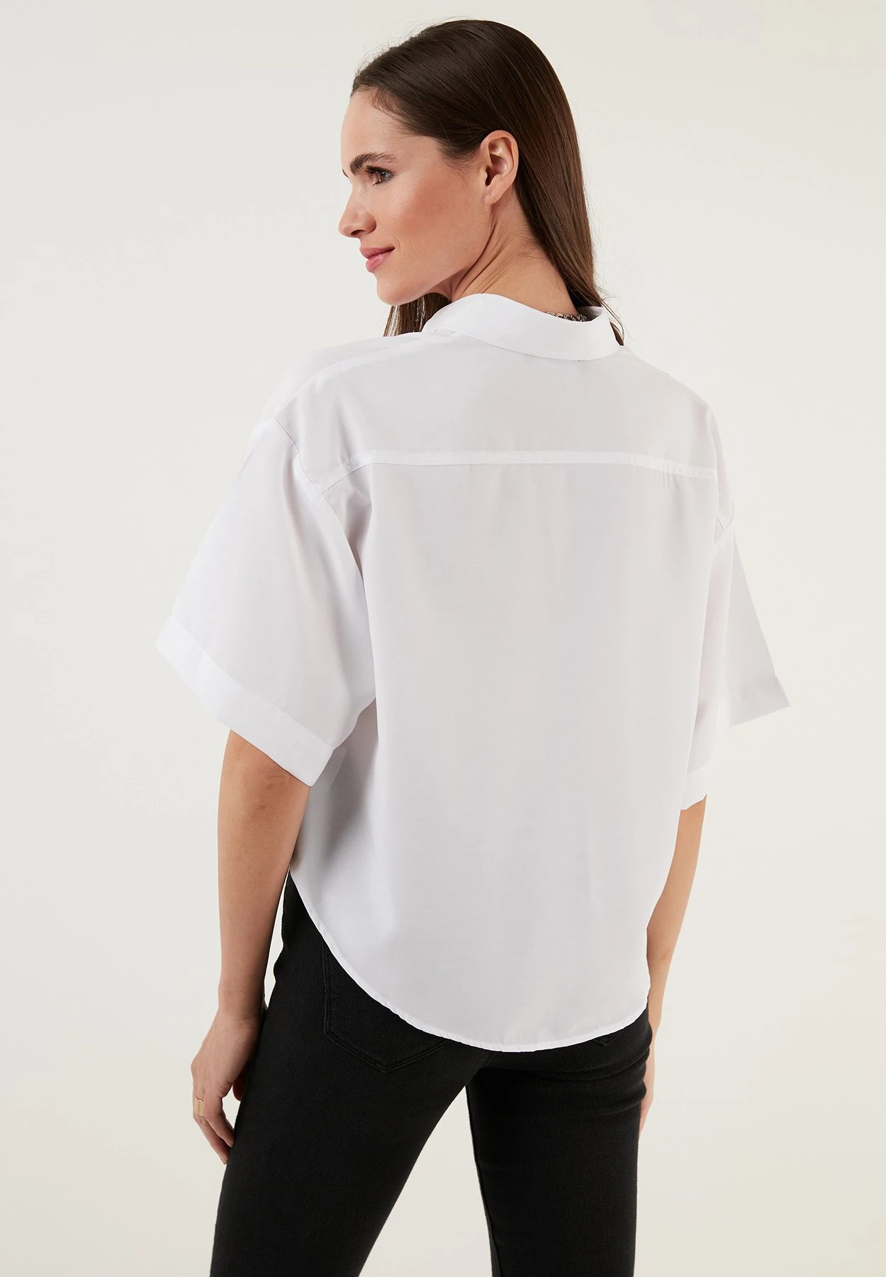 LELA Loose Fit - Overhemdblouse - White 4 LELA Loose Fit - Overhemdblouse - White - Afbeelding 2