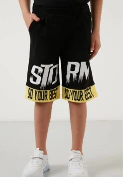 LELA Regular Fit T-Shirt And Shorts - Shorts - Black -Lela e4a43cc6f25f4f78a6b9392d1fb64039