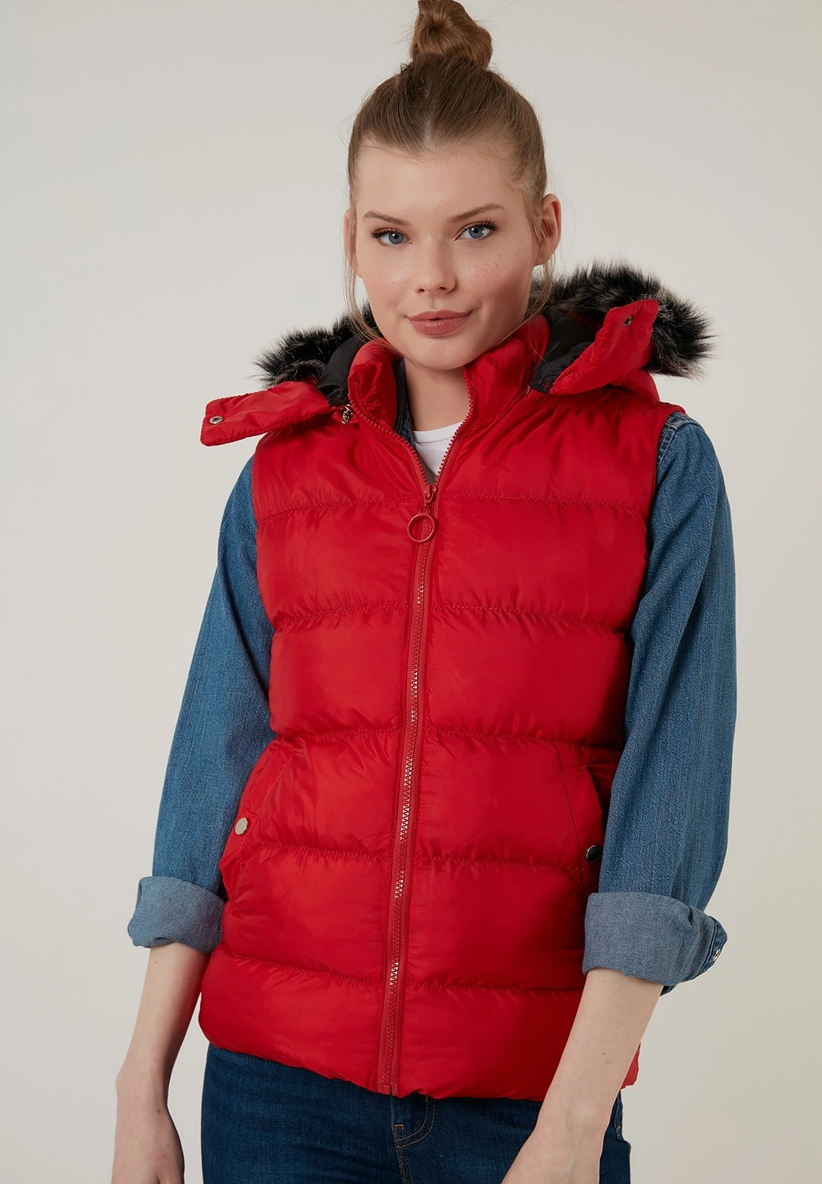 LELA Slim Fit - Bodywarmer - Red 3 LELA Slim Fit - Bodywarmer - Red