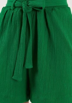 LELA Regular Fit - Shorts - Benetton Color 8 LELA Regular Fit - Shorts - Benetton Color -Lela e5aca7e4fb8f4dd0ba53633ca19f25b9