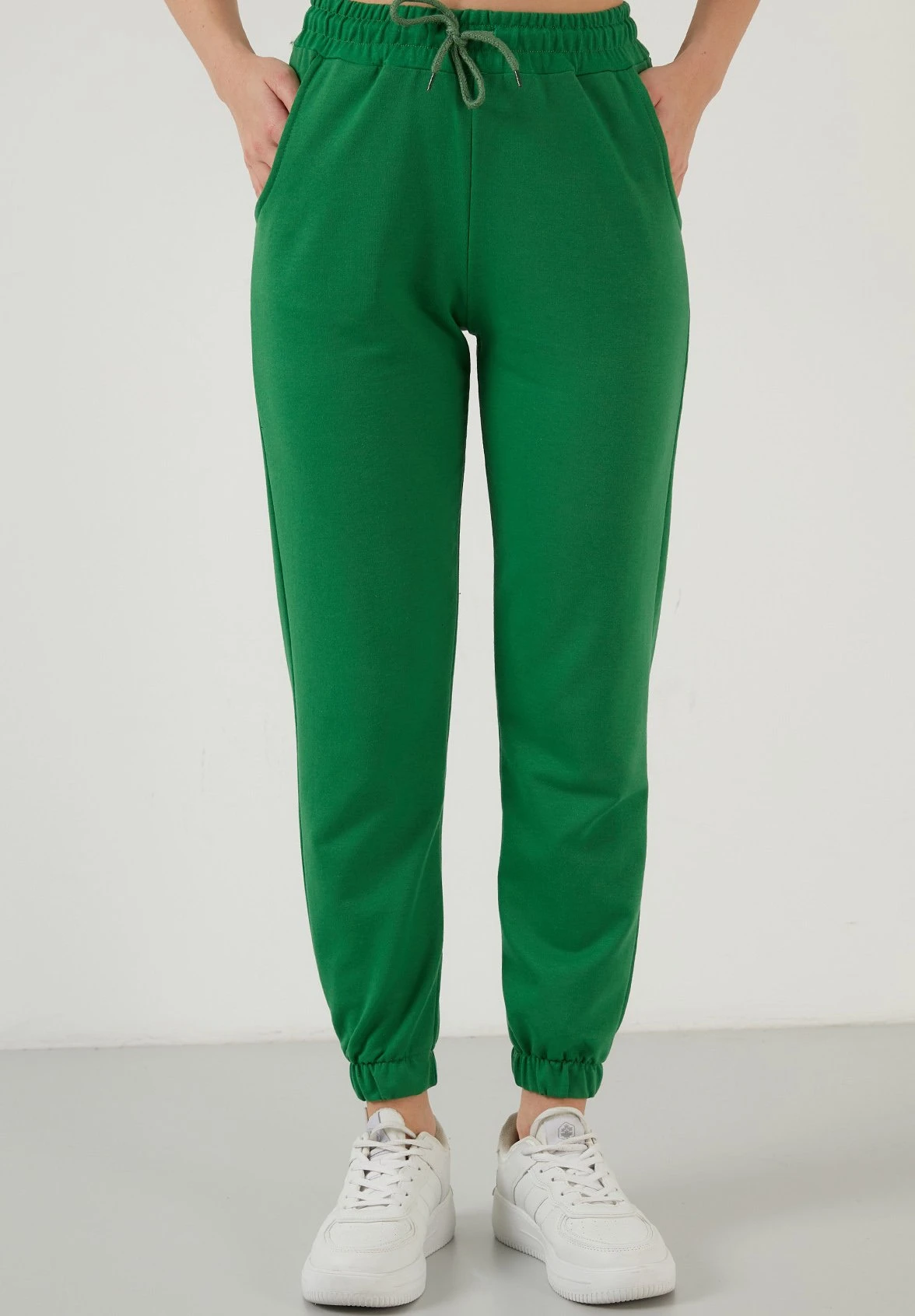 LELA Slim Fit - Trainingsbroek - Benetton Color 3 LELA Slim Fit - Trainingsbroek - Benetton Color