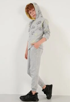 LELA Trainingspak - Light Grey -Lela f0b9f3003ce44faab70308109da35b0f