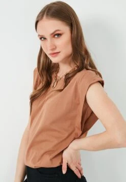 LELA Crew Neck - T-Shirt Basic - Snuff Coloured -Lela f21ebb44f162435fb2627f16f88f2185