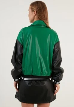 LELA Loose Fit - Imitatieleren Jas - Benetton Color -Lela f7afb24cd2f94c2490390bce7215c0c4