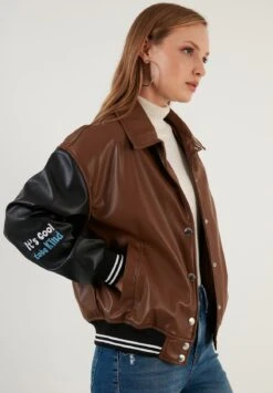 LELA Loose Fit - Imitatieleren Jas - Brown -Lela f80fe7b013d64780aebef3eb0ca0e174