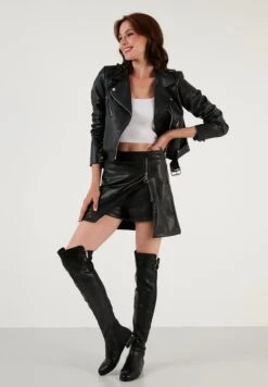 LELA Regular Fit - A-Lijn Rok - Black 12 LELA Regular Fit - A-Lijn Rok - Black -Lela ff59d3d381ce4ed0b1e86c2b7e8da1f6